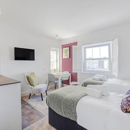 Stylish Eco Aparthotel In פולקסטון מראה חיצוני תמונה